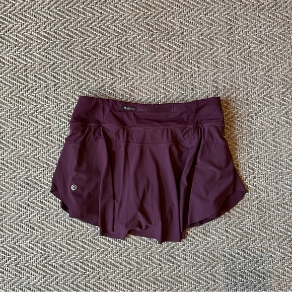 Quick Pace Skirt Size 4 Rare Lululemon Athletic Skort - Picture 2 of 4